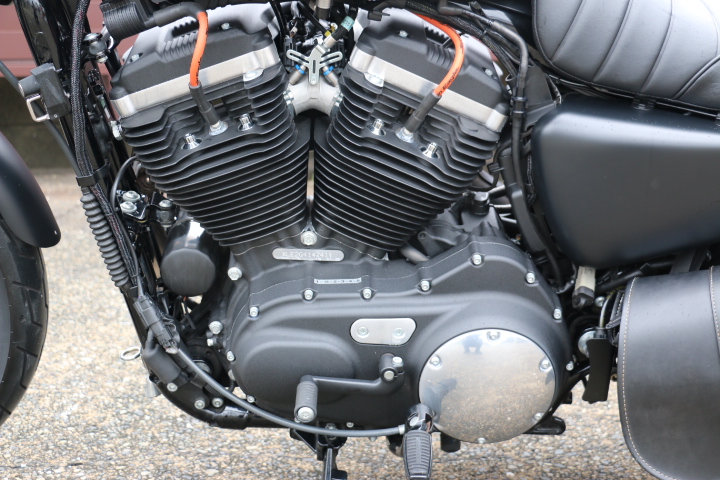 山口県下関市のCRAIZE MOTORCYCLE (クレイズモーターサイクル) のハーレー(Harley-Davidson)販売モデル2016年XL883Nイメージ08