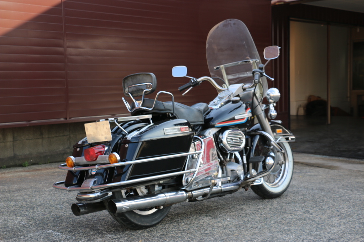 山口県下関市のCRAIZE MOTORCYCLE (クレイズモーターサイクル) のハーレー(Harley-Davidson)販売モデル1975年FLHイメージ03