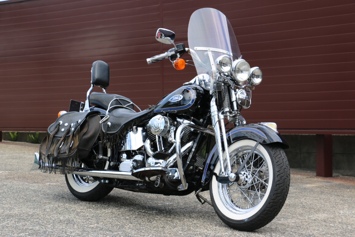 山口県下関市のCRAIZE MOTORCYCLE (クレイズモーターサイクル) のハーレー(Harley-Davidson)販売モデル1998年FLSTSイメージ02